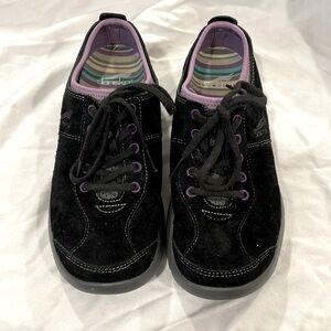 ✨Dansko Elise Sneakers Black Suede with subtle Purple interior trim. Size 36